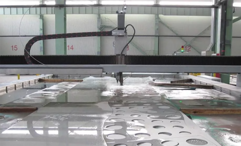 2-water-jet-cutting